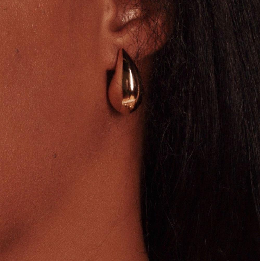 Tulip Studs